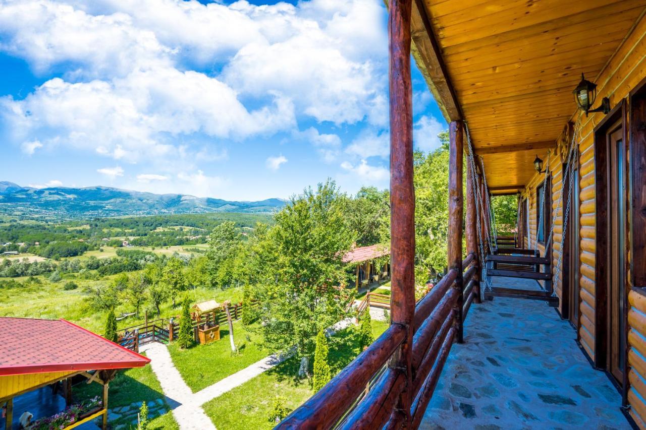 Pensiunea La Maria Hotel Poenari Bagian luar foto