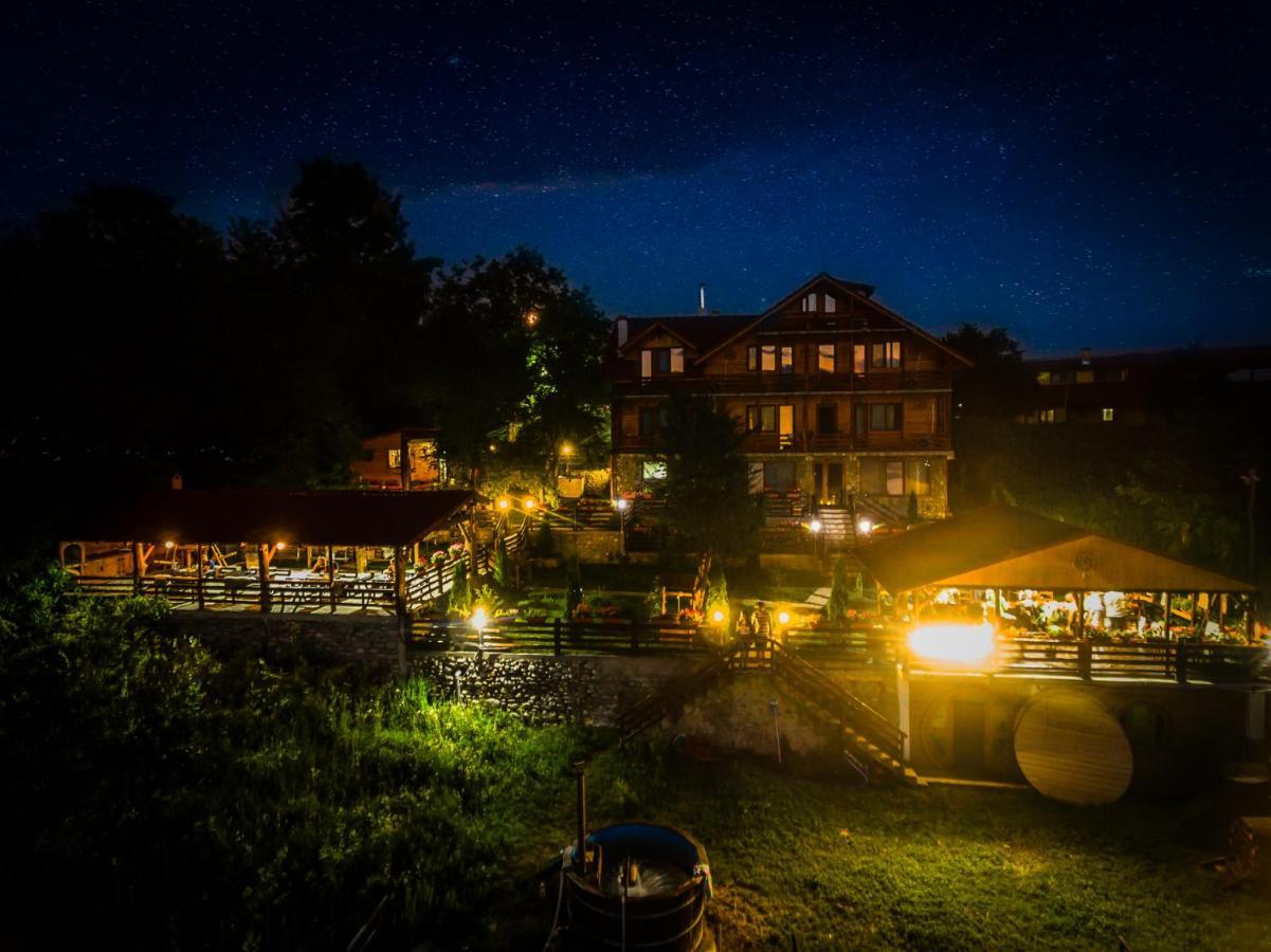 Pensiunea La Maria Hotel Poenari Bagian luar foto