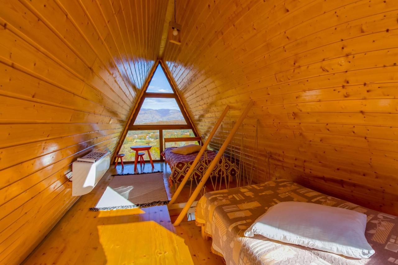Pensiunea La Maria Hotel Poenari Bagian luar foto