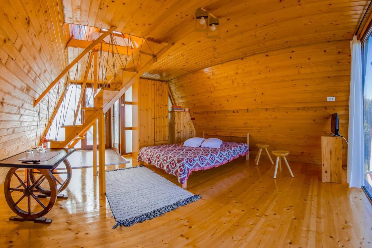 Pensiunea La Maria Hotel Poenari Bagian luar foto