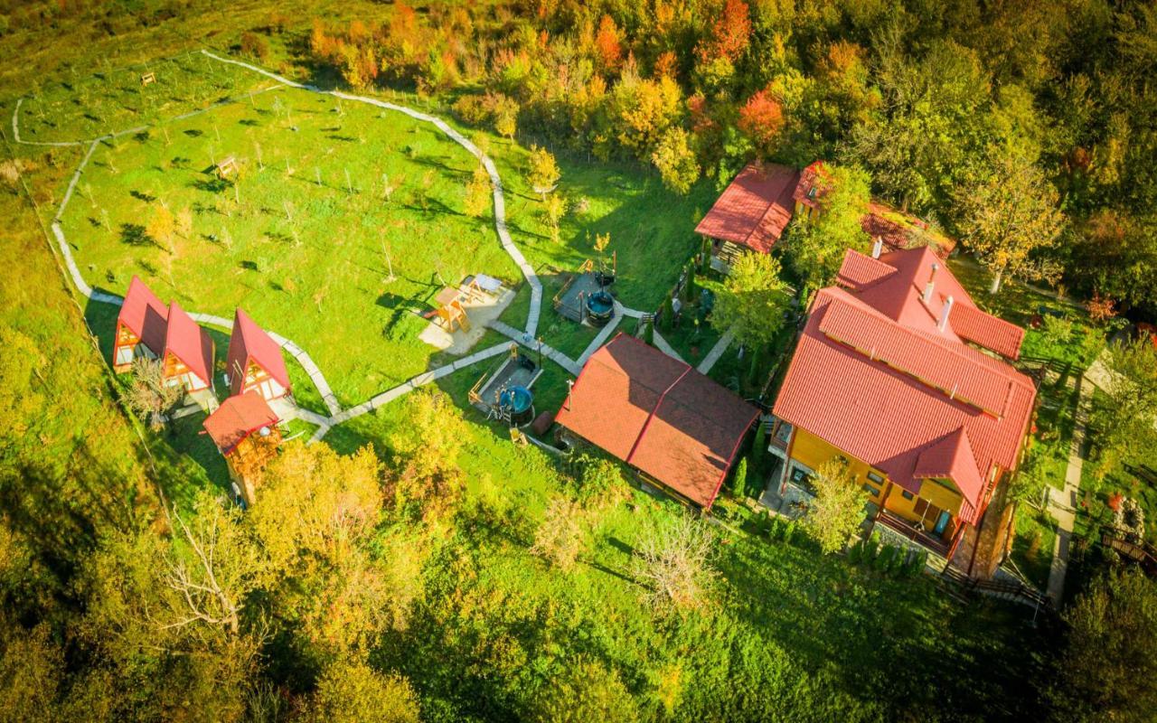 Pensiunea La Maria Hotel Poenari Bagian luar foto